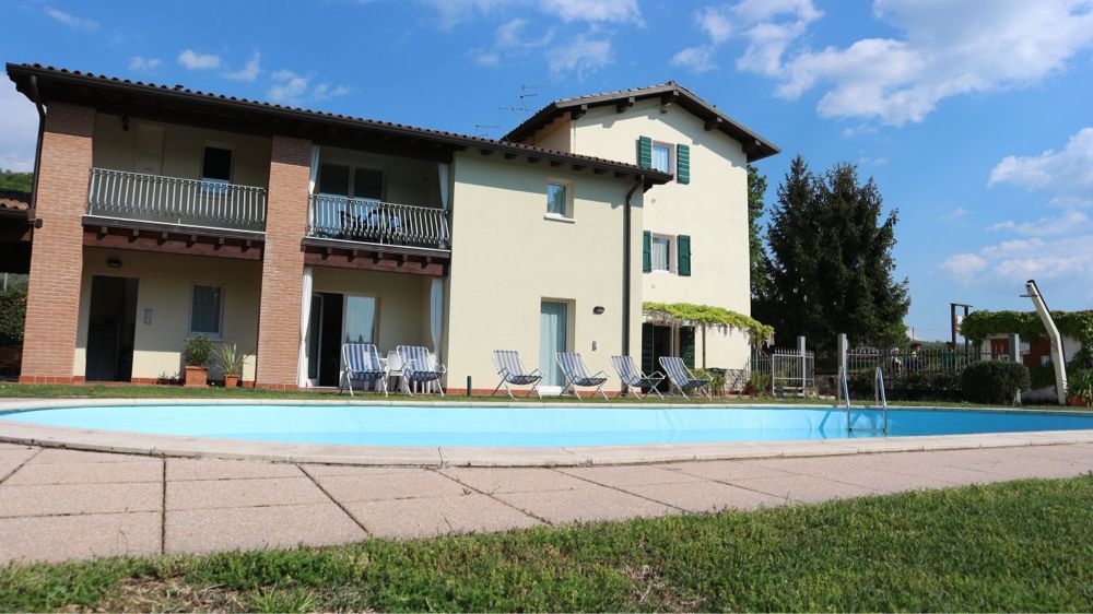 Agriturismo Ca' Castellani Bardolino Exterior photo